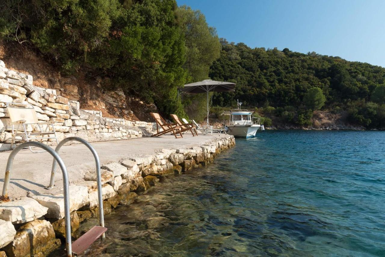 Meganisi Blue Apartment Spartokhórion 외부 사진