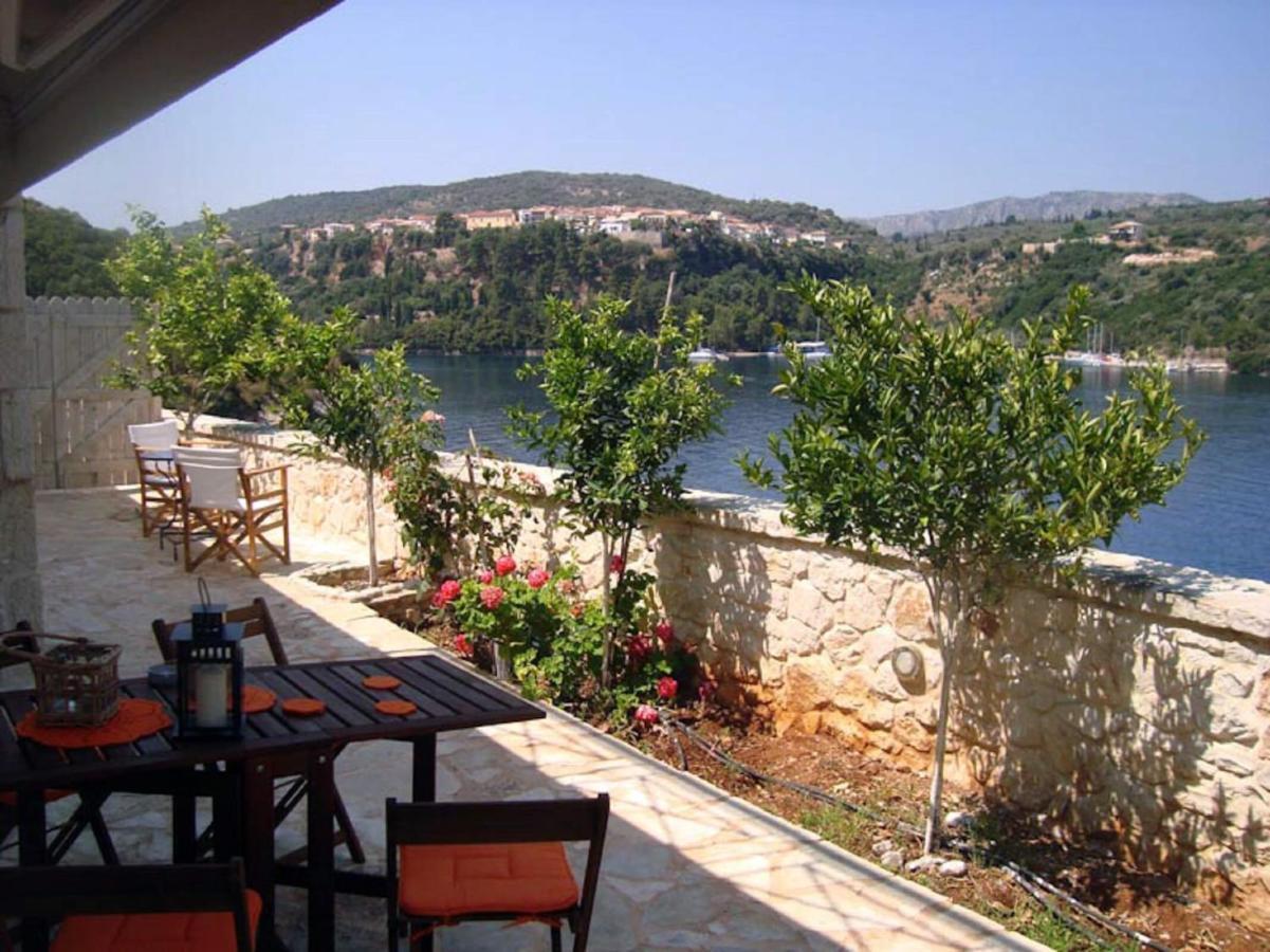 Meganisi Blue Apartment Spartokhórion 외부 사진